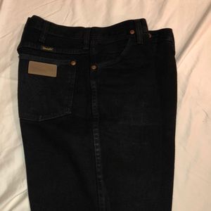 black wrangler jeans